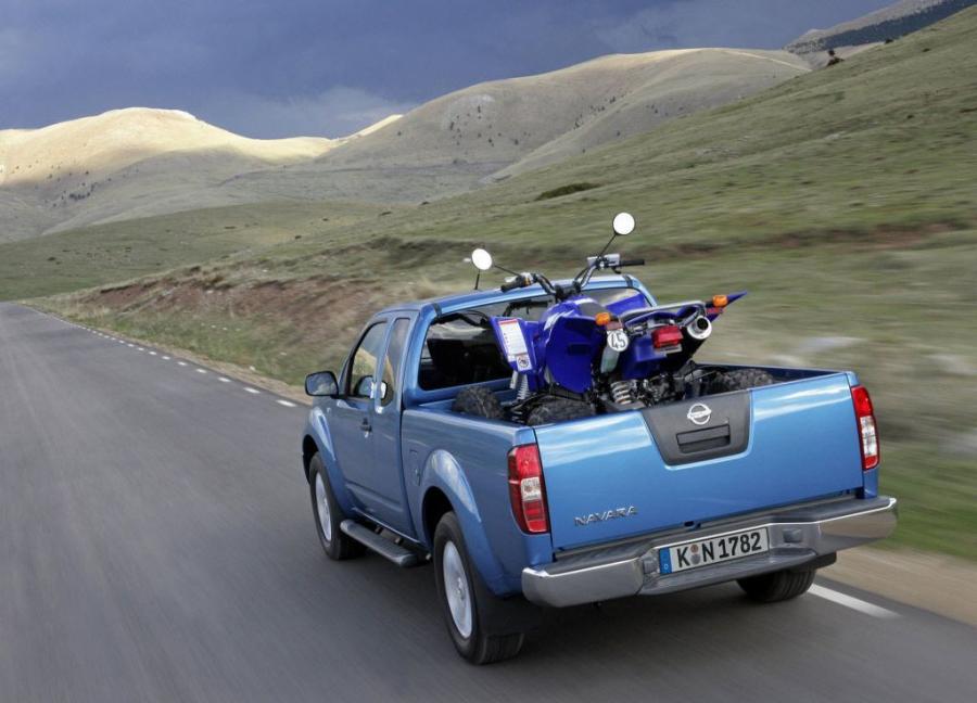  Nissan Navara King Cab 2005 года  (фото 4 из 7)